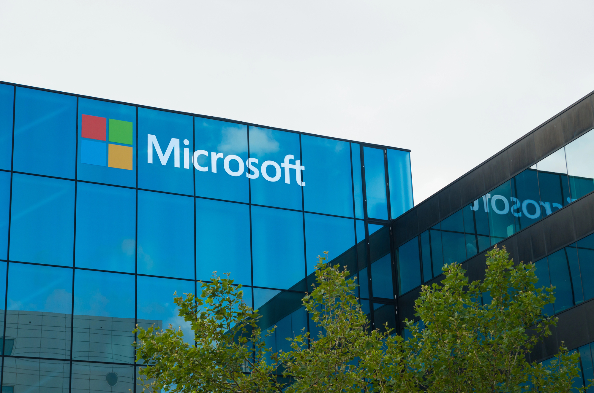 Microsoft платить «неефективним» працівникам за добровільний відхід з компанії