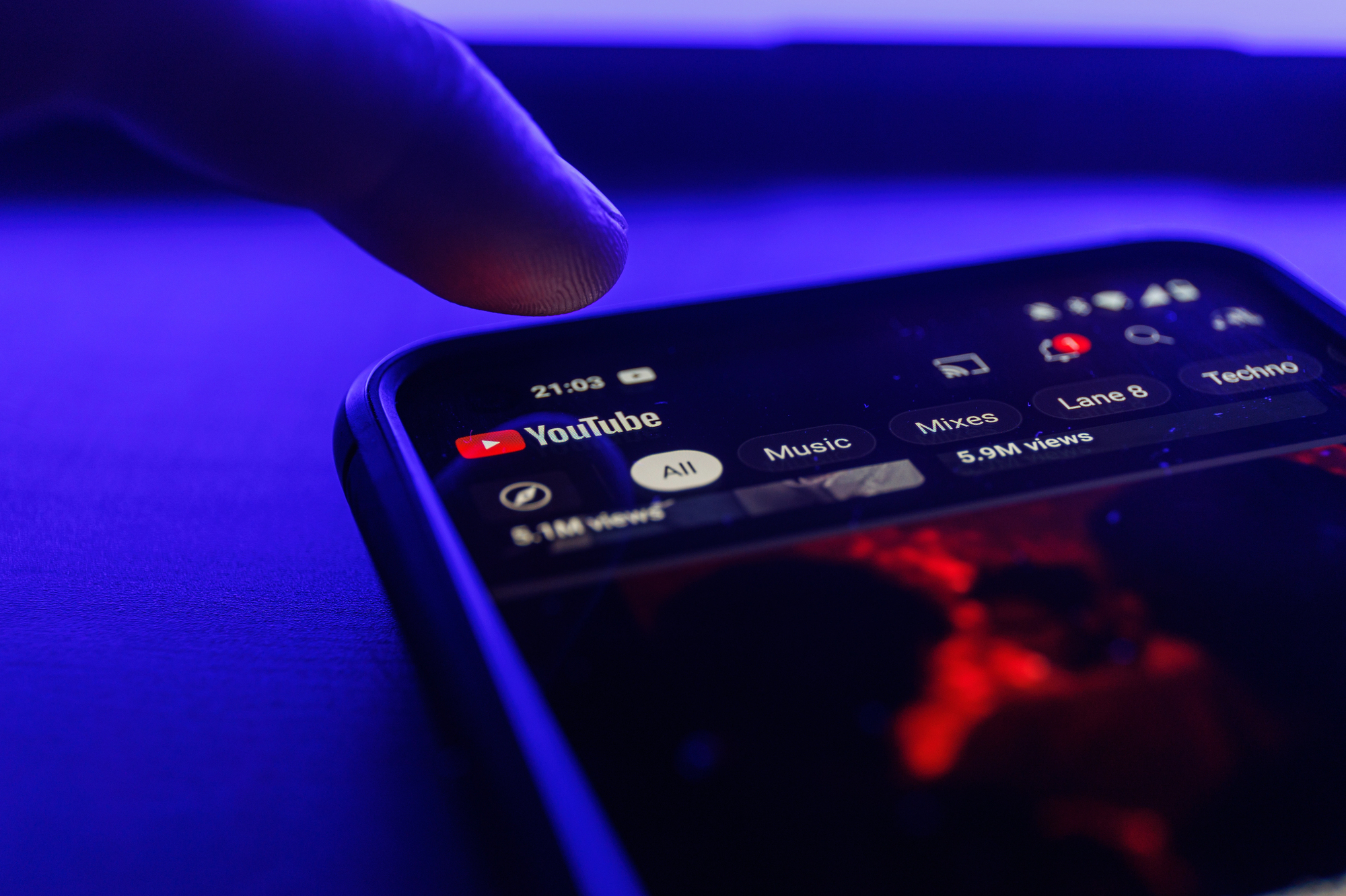 Готуйтесь червоніти: YouTube визначатиме вік користувачів на основі історії переглядів