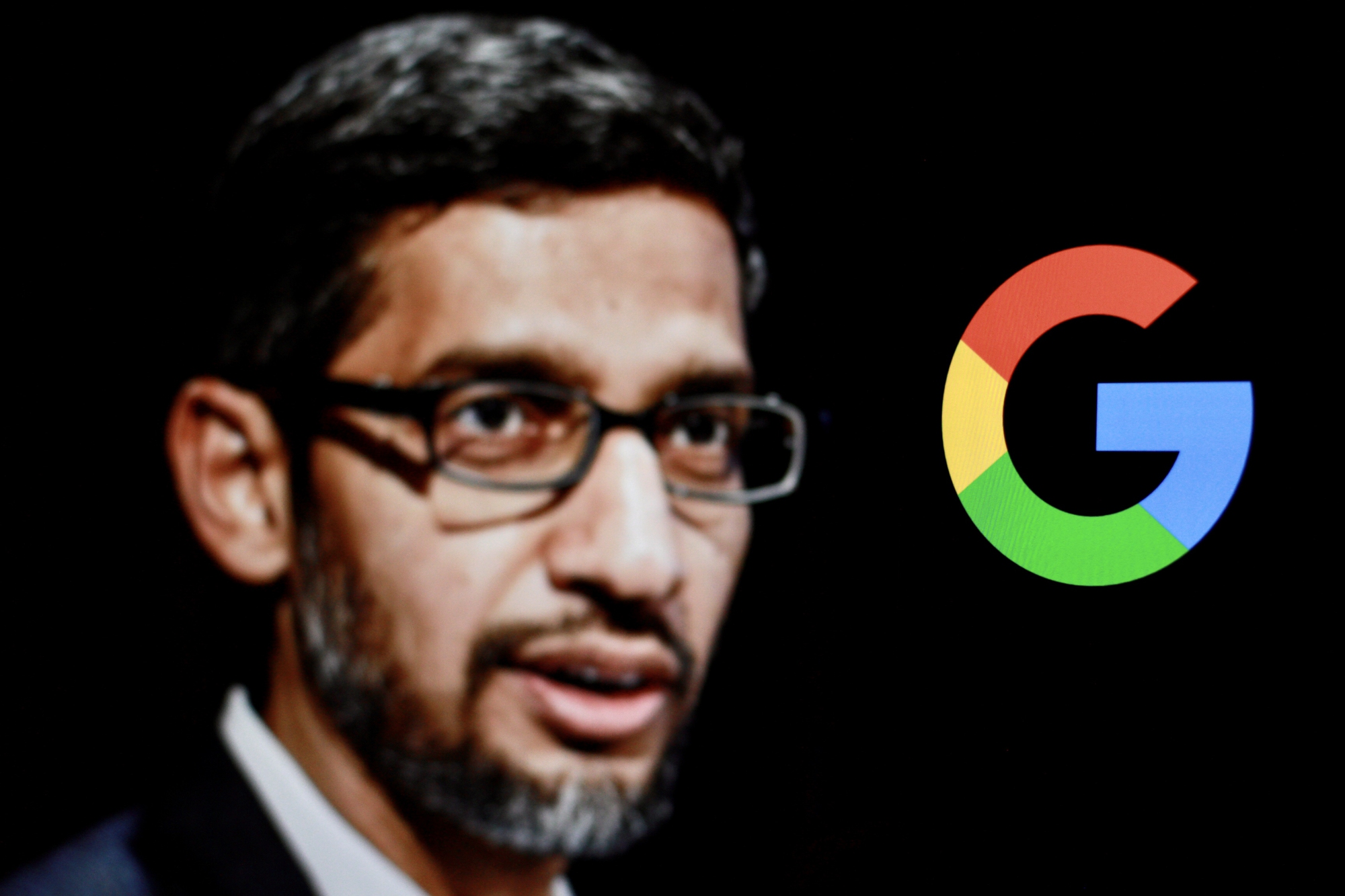 Google платить зарплату ШІ-інженерам ще рік після звільнення — щоб вони не йшли до конкурентів